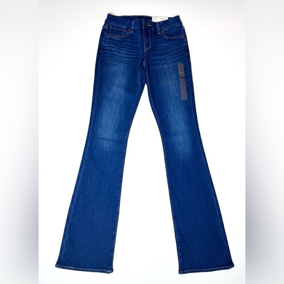 American Eagle Women’s Low Rise Curvy Kick Boot Jeans Size- 2 Long - Picture 1 of 10